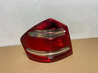 2007 to 2009 Mercedes GL-Class GL450 Left Driver LH Tail Light AG1968 LK0