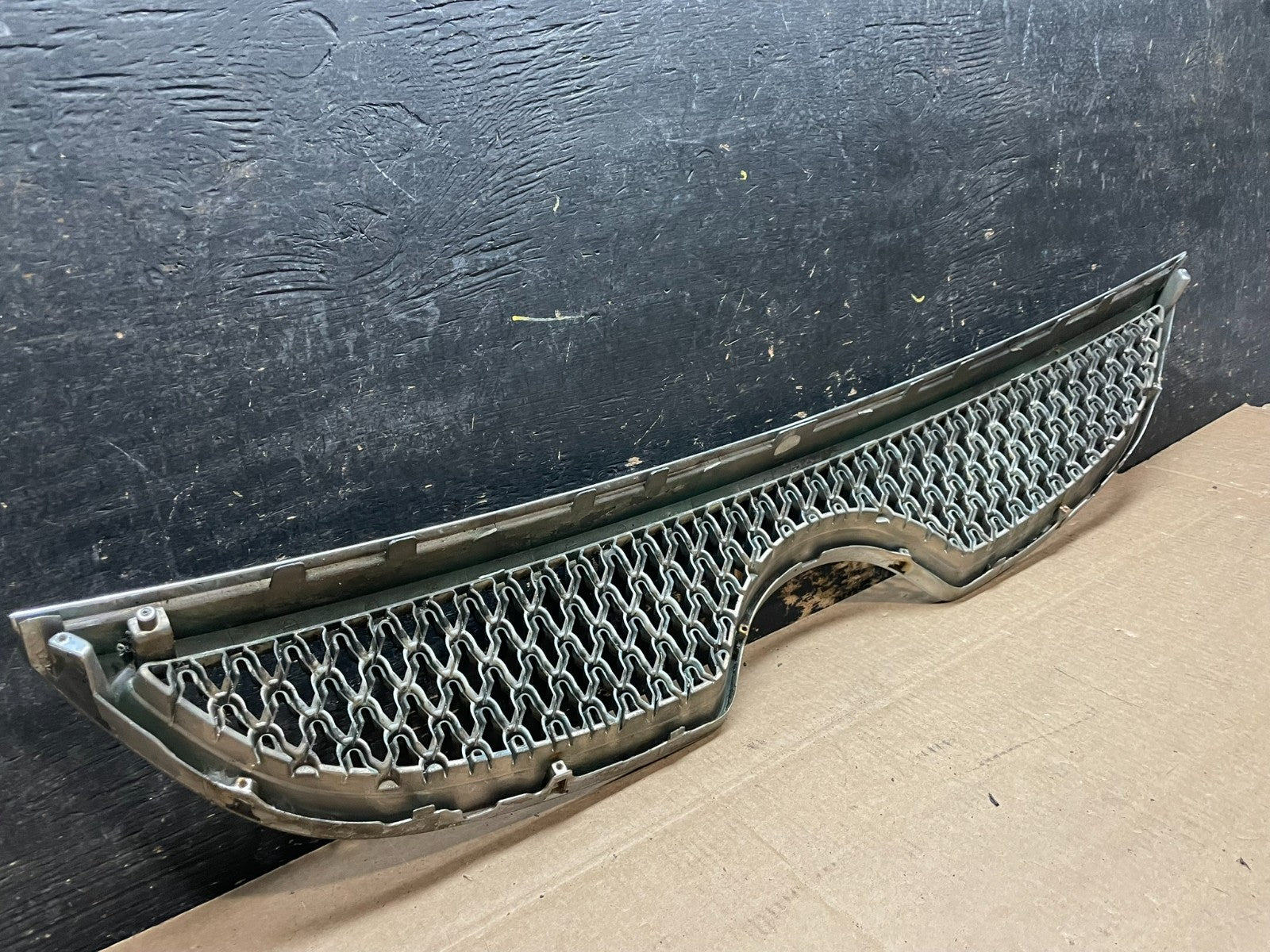 2007 to 2011 Hyundai Veracruz Chrome Grille Grill OEM y9460 DG5