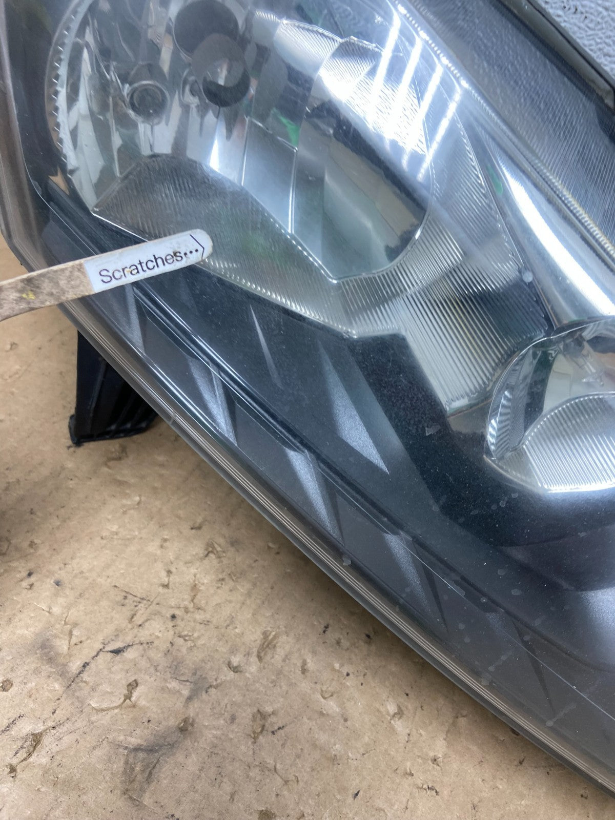 2014 to 2018 Ford Transit Connect Right Passenger RH Side Headlight AD3042 DW3