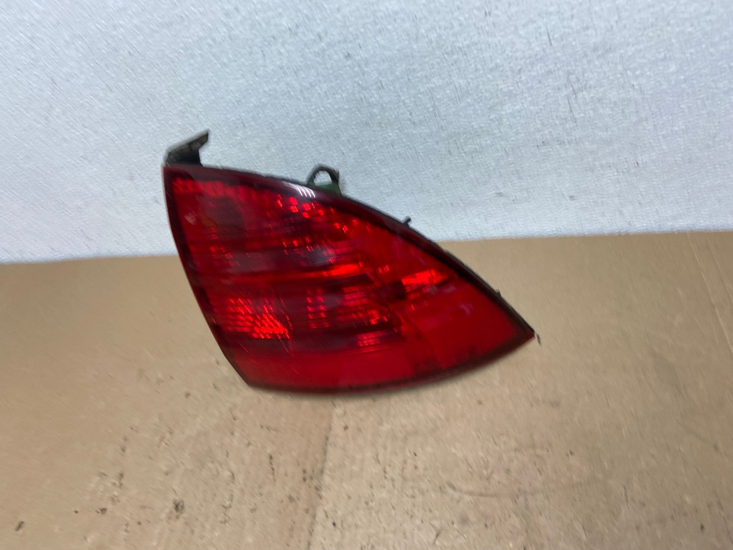 2000 2001 2002 Lincoln Ls Right Passenger RH Side Tail Light AC5910 LK1