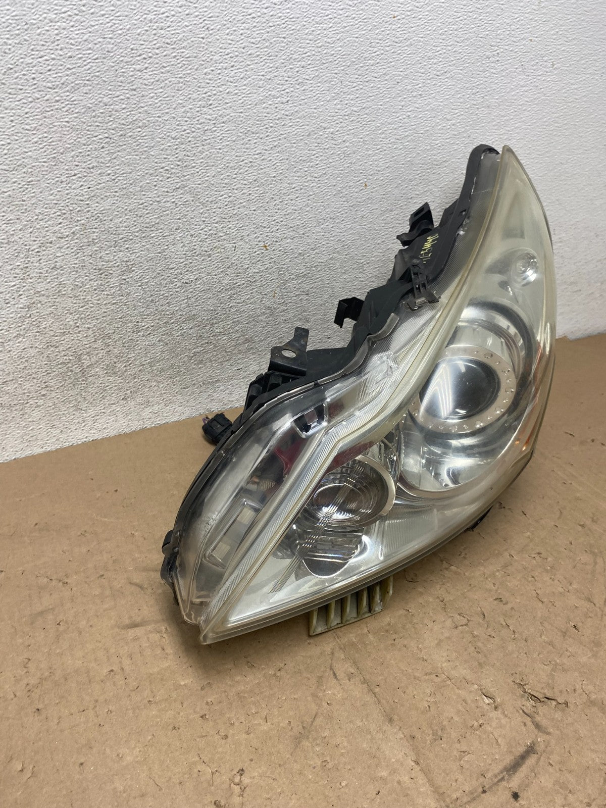 Sedan 4Door 2010 to 2013 Infiniti G37 Left Driver Headlight Xenon AG5440 DW1