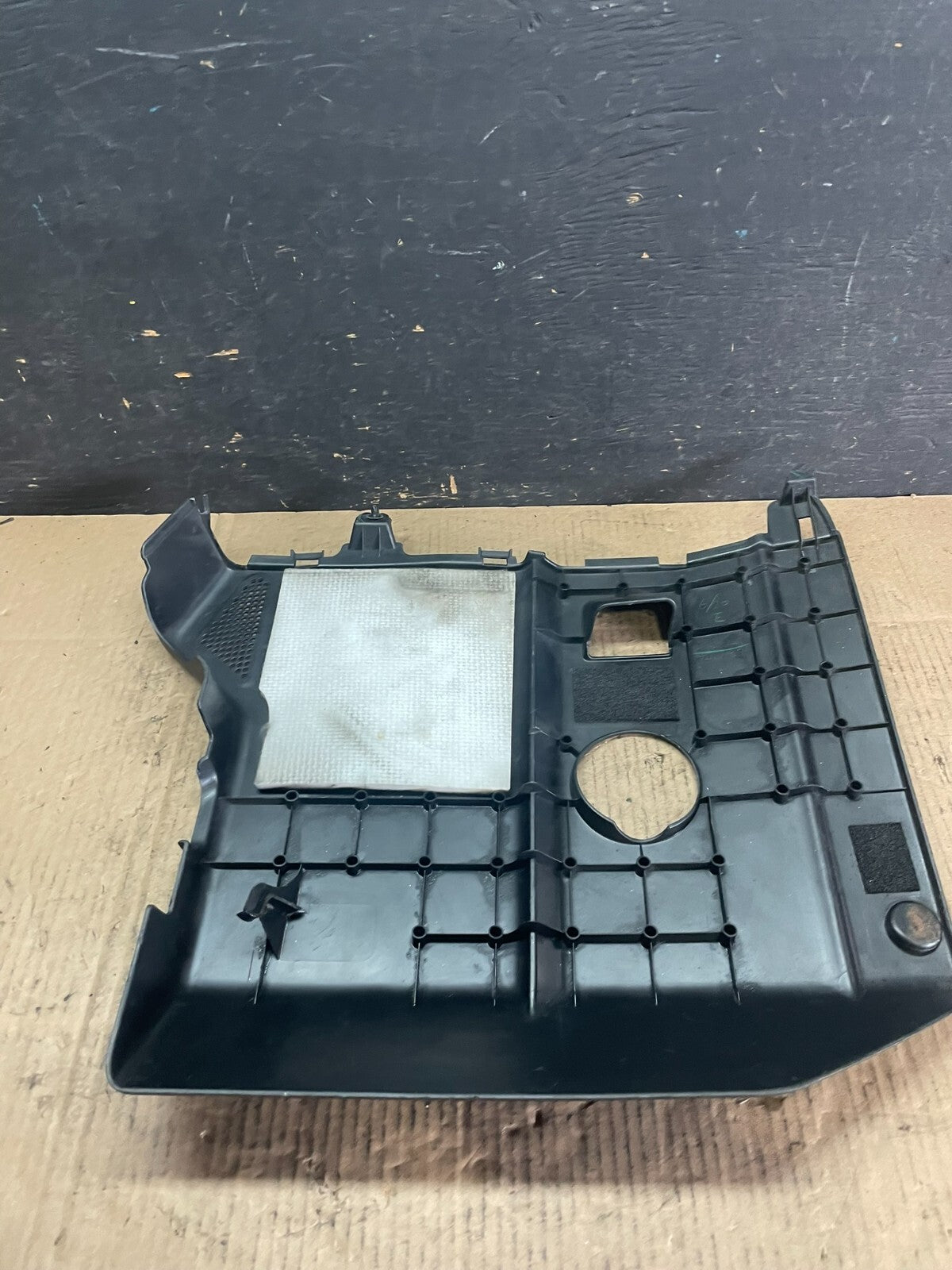 2006 to 2007 Toyota Highlander Hybrid Engine Motor Top Front Cover M9103 PS4
