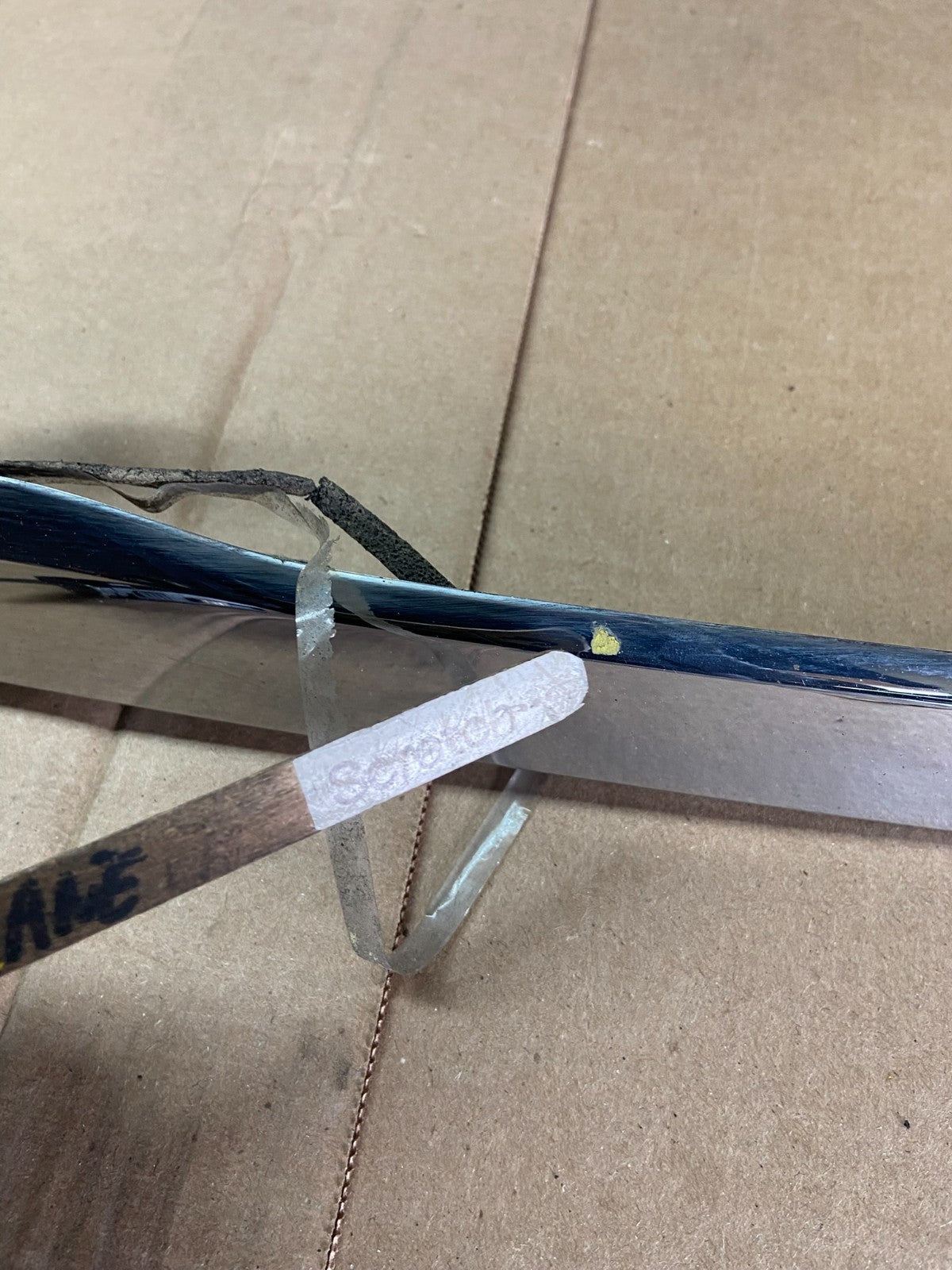 2011 to 2014 Ford Explorer Rear Tailgate Gate Trim Molding With Camera p3965 DG5