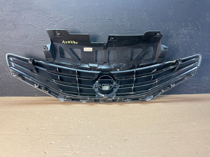2014 - 2019 Nissan Versa Note Hatchback Front Upper Grill Grille AE8690 DG4