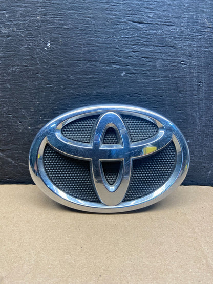 2007 2008 2009 Toyota Camry Front Grille Logo Badge Emblem AF9170 DG0