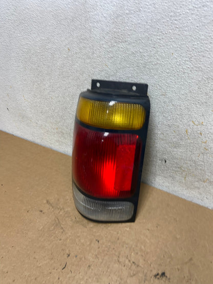 1995 to 1997 Ford Explorer Left Driver LH Side Tail light AI3625 LK1