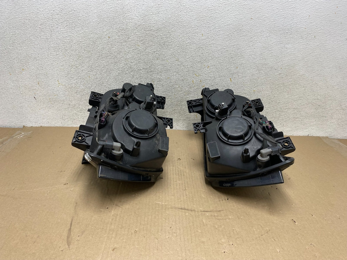 2011 to 2014 Dodge Charger Left+Right Side Halogen Headlights AH6716 DW7