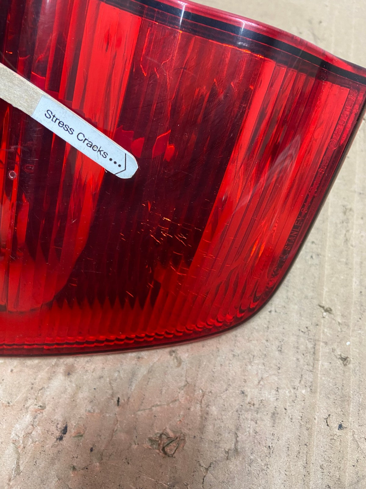 2001- 2004 Toyota Sequoia Right Passenger RH Side Tail light Inner Oem AB6737 LK4