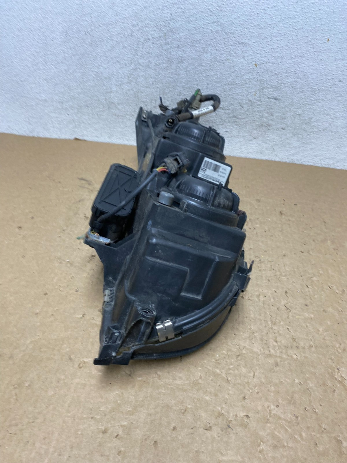 2004 2005 2006 Volvo S80 Left Driver LH Side Halogen Headlight AF8145 DW6