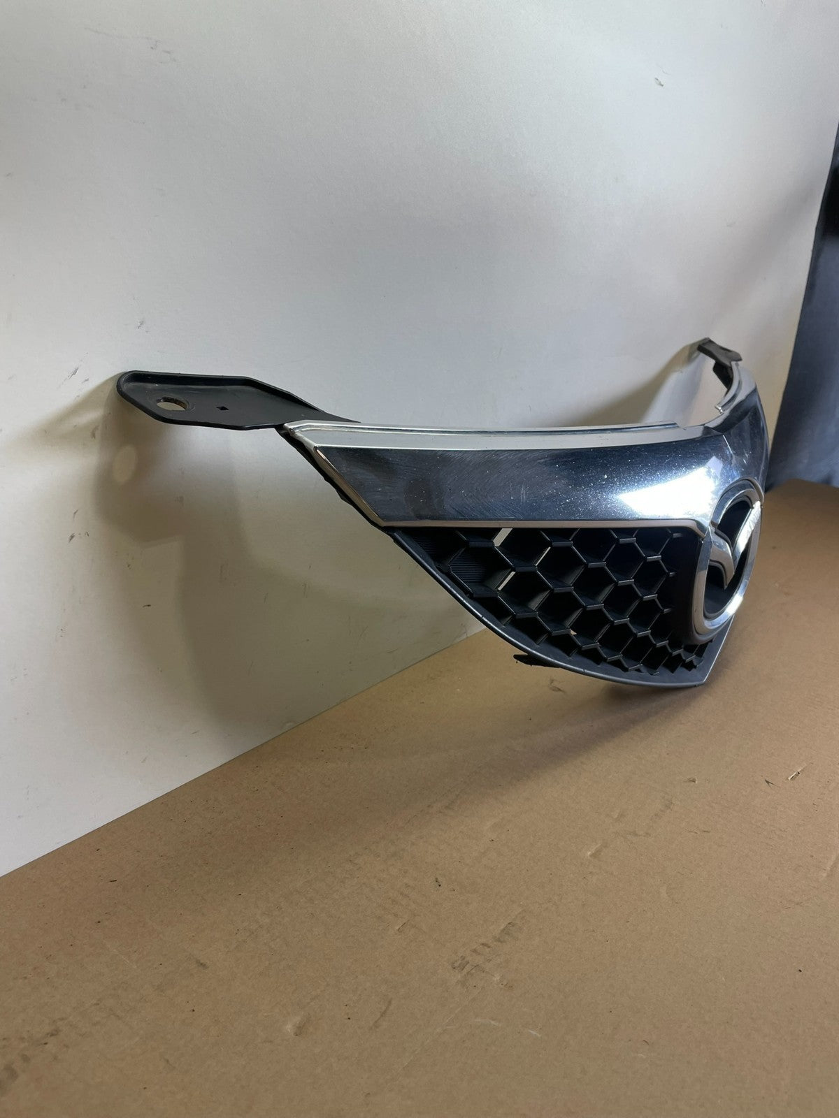 2007 2008 2009 Mazda 3 Front Upper Grill Grille Insert AI4261 DG2