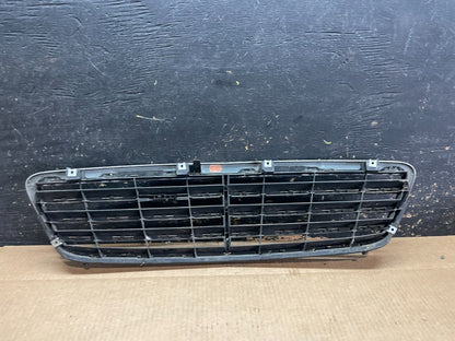 2001 to 2007 Mercedes C-Class Front Upper Grill Grille AA9146 DG4