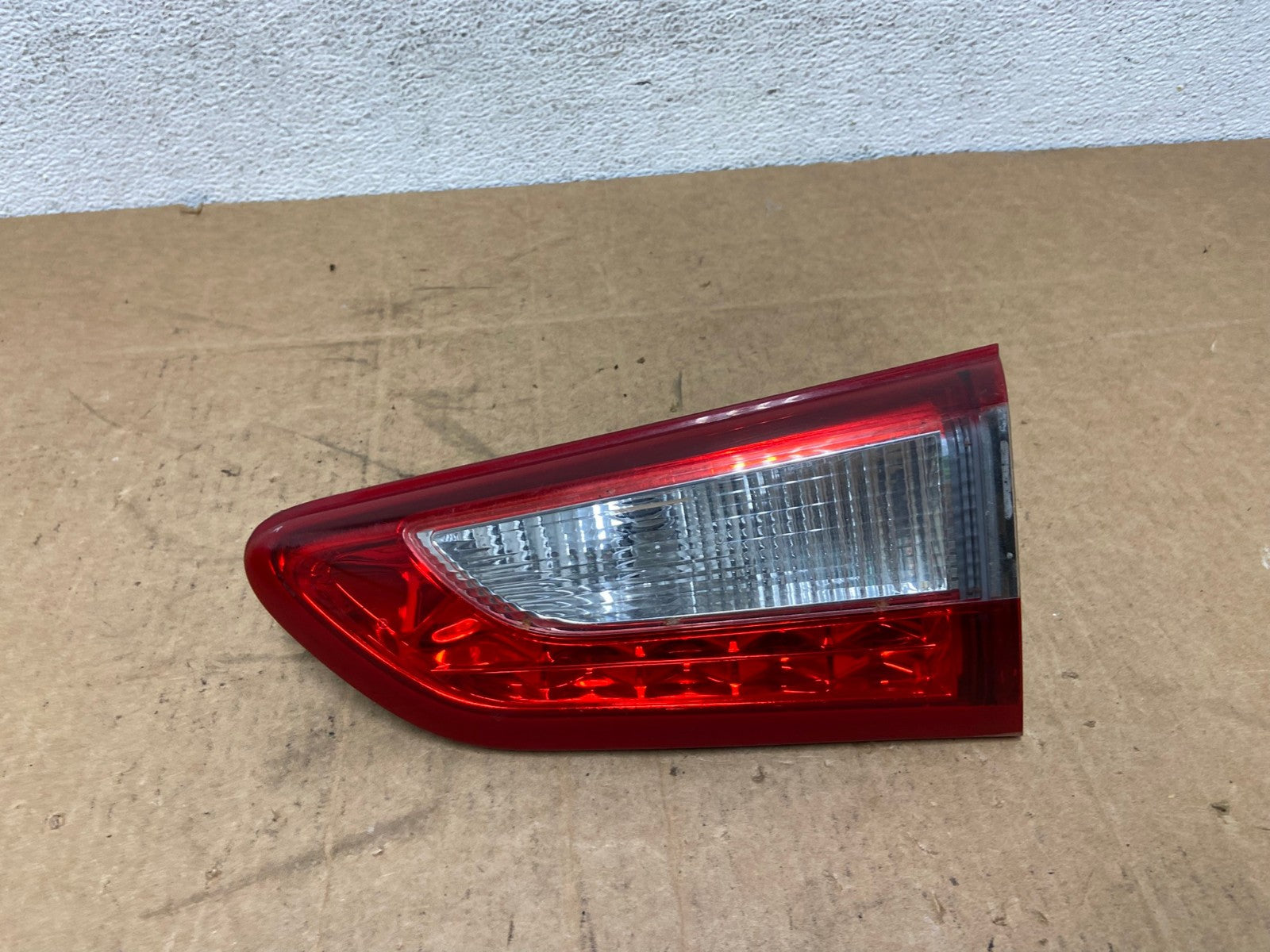 2013-2015 Infiniti JX35 QX60 Right Passenger LED Tail Light Inner AD6266 LK0