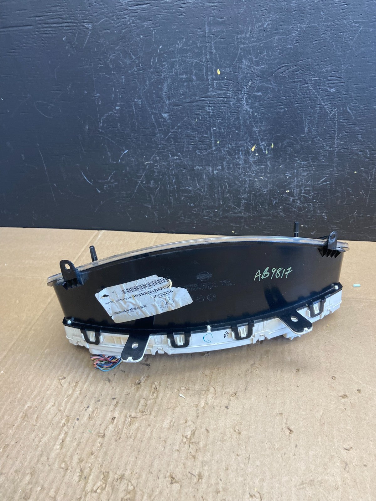 2007 2008 Nissan Armada Speedometer Cluster Gauge Oem AB9817 DG4