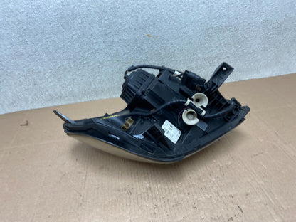 2006 to 2011 Cadillac DTS Right Passenger RH Side Xenon Hid Headlight OEM Y25615