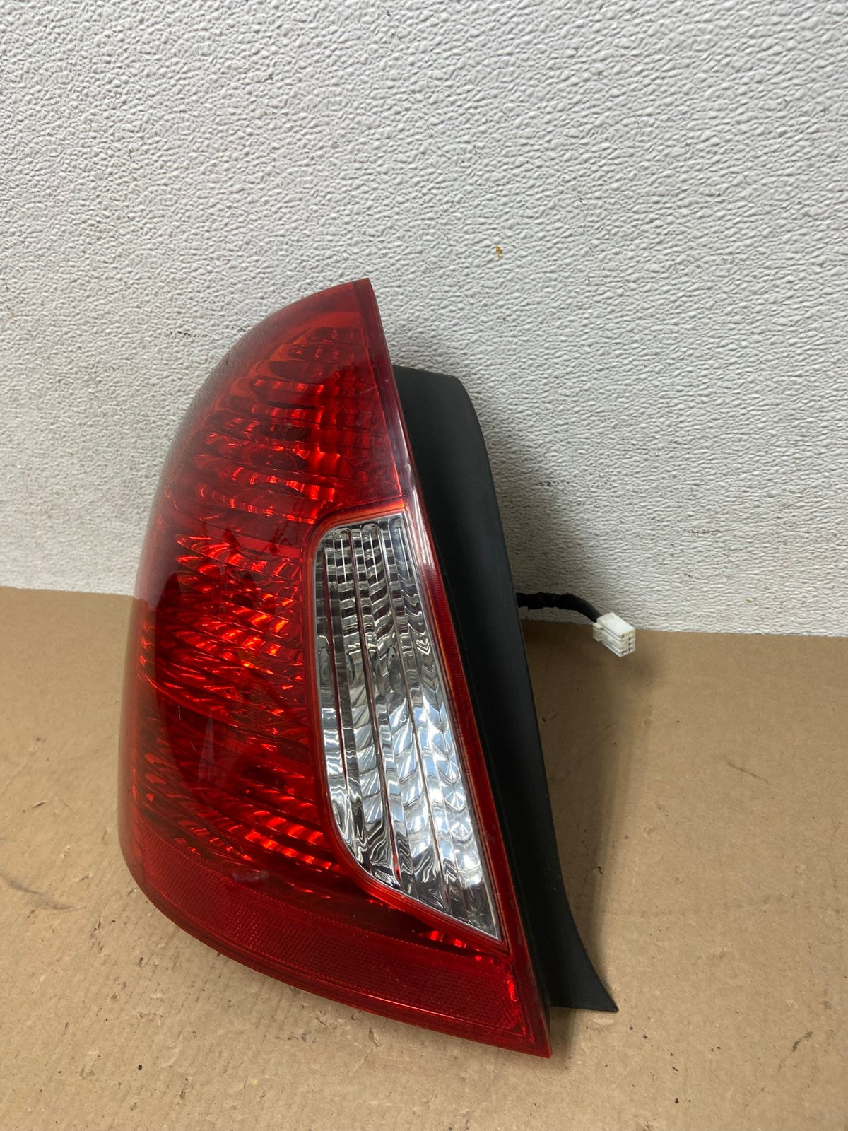 2006-2011 Hyundai Accent Sedan Left Driver Side Lh Tail Light AD6541 LK2