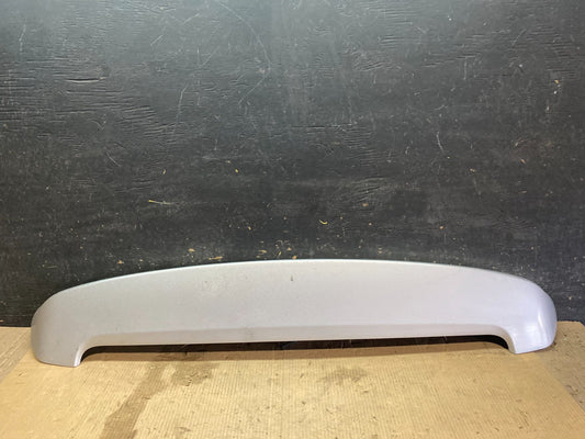 2003 to 2004 Mitsubishi Outlander Rear Spoiler 3RD Brake Light OEM X3312 DG0