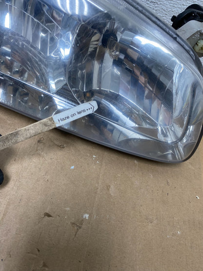 2000 to 2001 Toyota Camry Front Left+Right Side Headlights AD8814 DW6