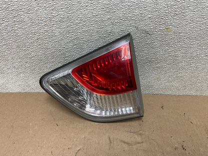 2013 to 2016 Nissan Pathfinder Right Passenger Inner Tail light Oem AB5963 LK0