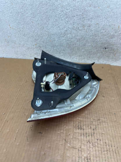 2010 2011 2012 Ford Fusion Left Driver LH Side Tail Light AI6608 LK5