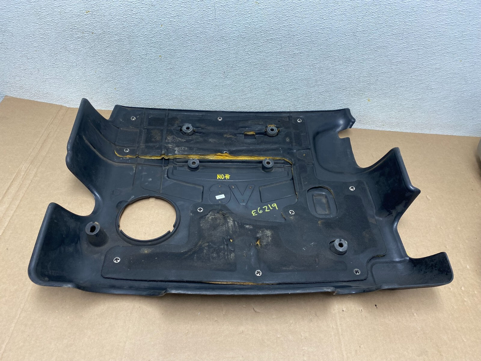 2003 to 2006 Kia Sorento 3.5L V6 Engine Motor Top Lid Cap Cover E6219 DG13