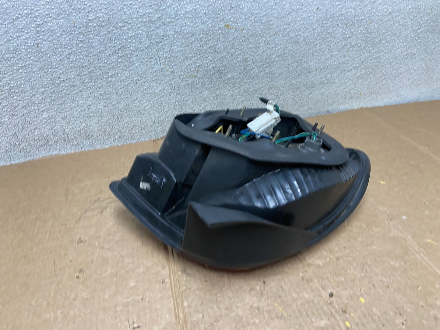 2000-2002 Hyundai Tiburon Right Passenger Rh Side Tail Light Oem AA1553 GD5