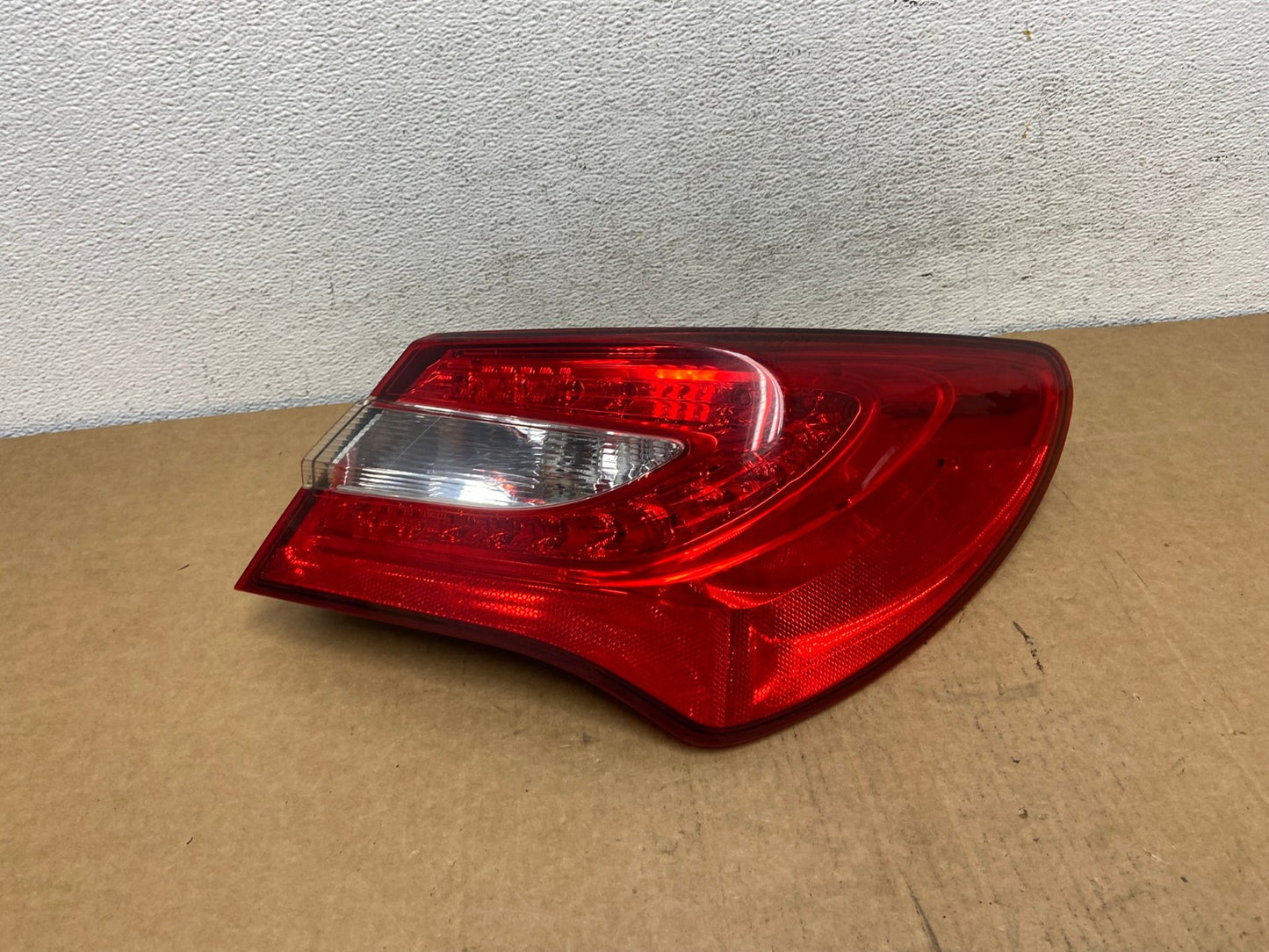 2011-2014 Chrysler 200 Sedan Right Passenger Side RH Tail Light AD5425 LK0