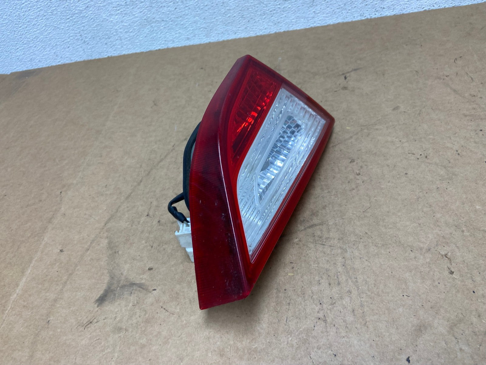2011 2012 2013 2014 Hyundai Sonata Left Driver Inner Tail Light AE3125 LK2