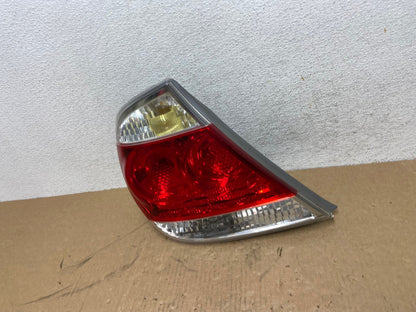 2005 to 2006 Toyota Camry Tail Light Left Driver Lh Side AG0508 LK1