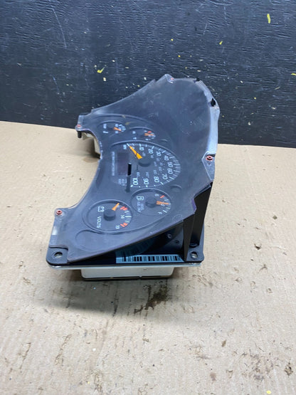 Chevrolet Dashboard Instrument Cluster 16203655 Q7072 PS2