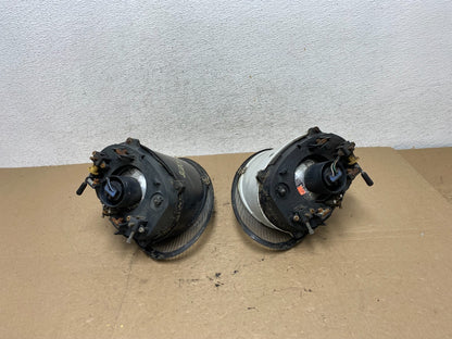 1996 to 1999 Ford Taurus Left+Right Side Headlights AF451913