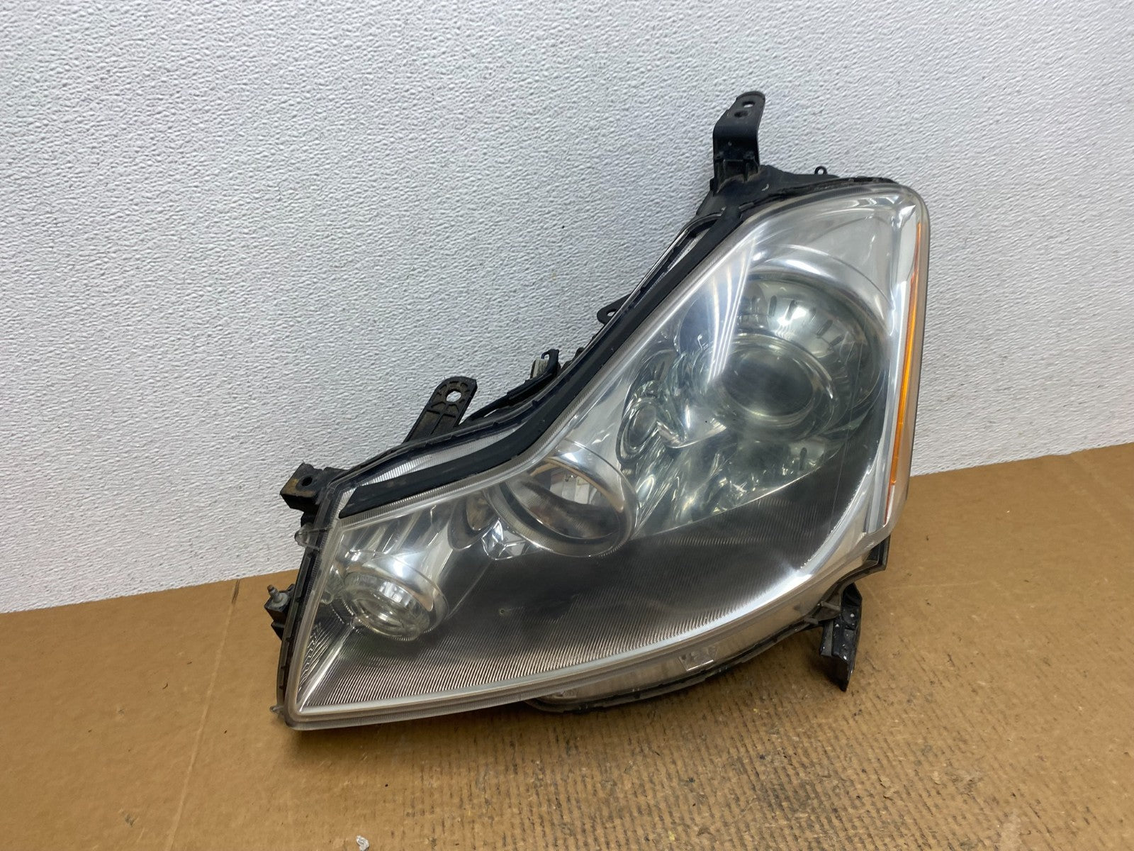 2006 to 2010 Infiniti M35 Left Driver Side Hid Xenon Headlight AE1486 DW2