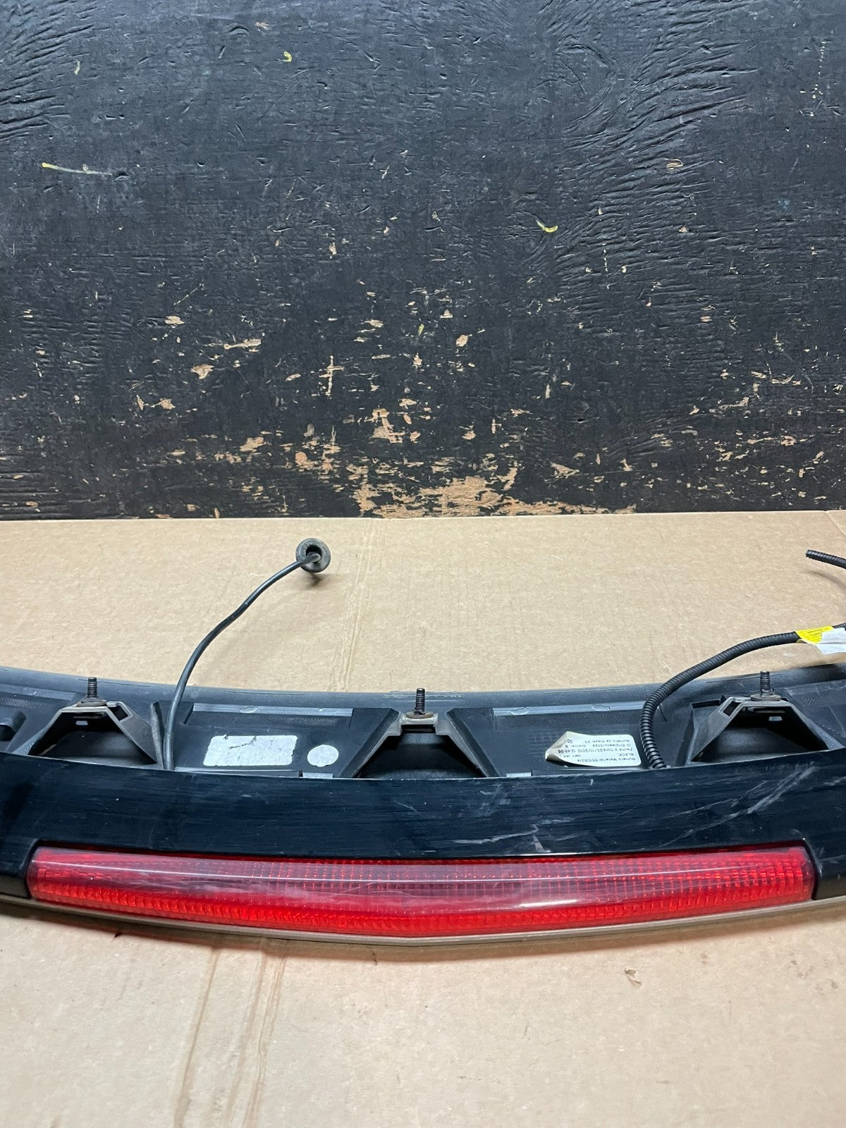 2010-2016 Cadillac Srx Upper Rear Spoiler Wing Brake Light Oem z5758  DG7