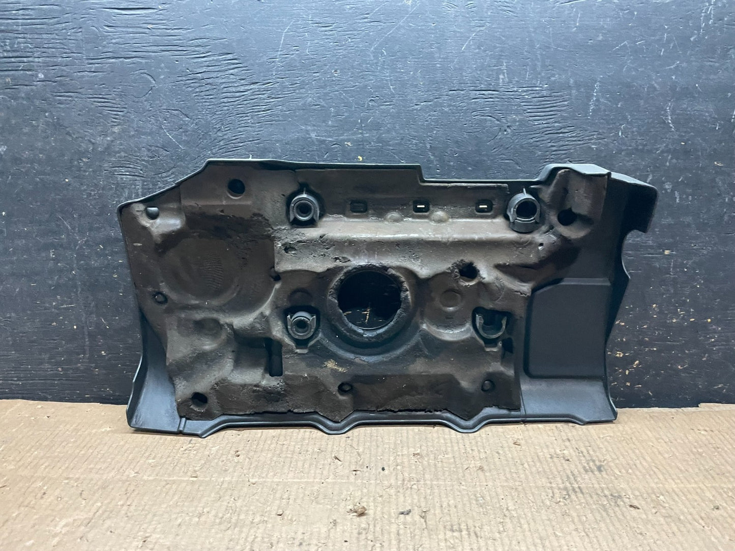 2005 to 2011 Volvo S80 3.2L Upper Top Engine Motor Dust Cover Oem Y6573 DG6