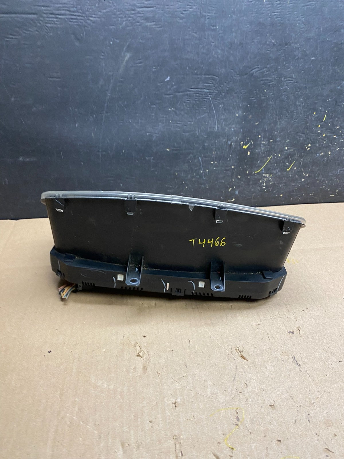 2007 to 2014 Ford Expedition Speedometer Cluster Gauge 7l1t-10849 t4466 DG3