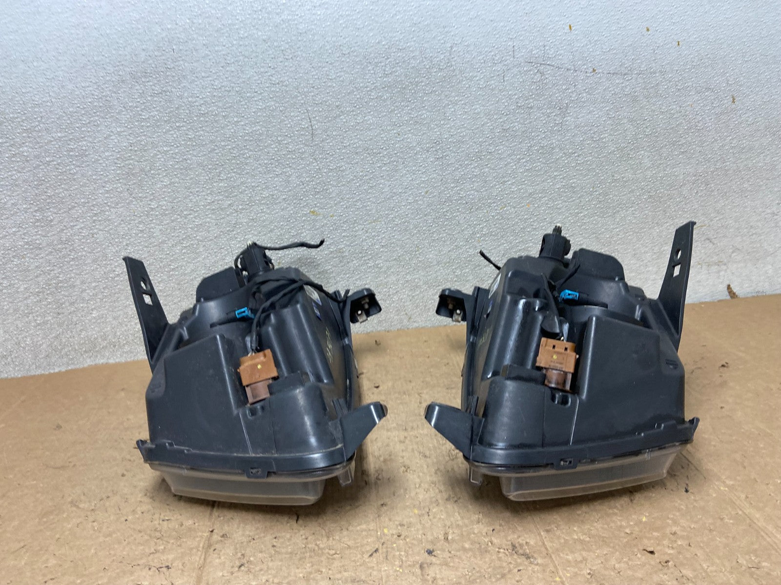2011-2013 Jeep Grand Cherokee Left+Right Halogen Headlights DEPO AA5071 DW10
