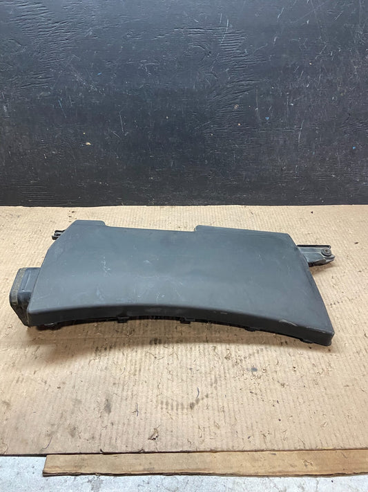 2006 to 2007 Infiniti m35 air intake manifold box inlet housing I78940