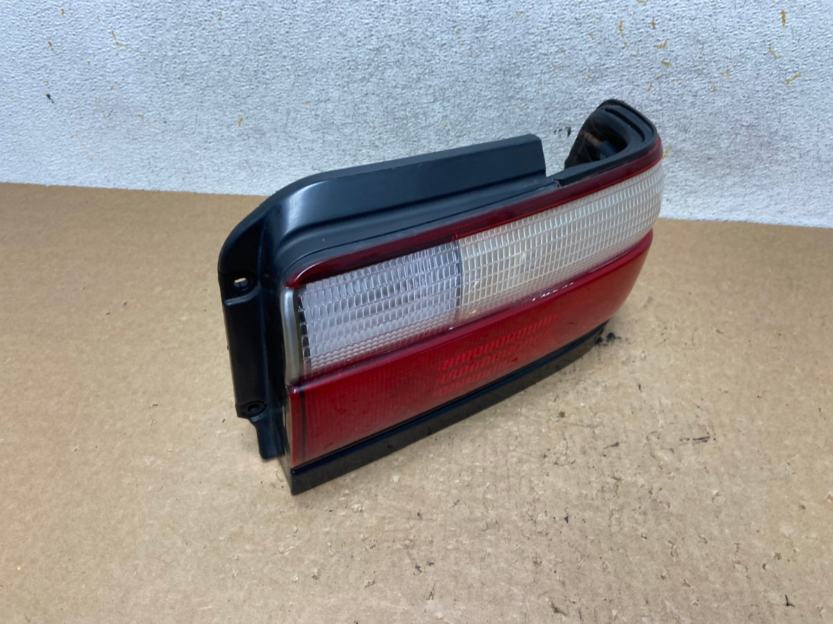 1996 to 1997 Toyota Corolla Right Passenger Rh Side Tail Light AI3661 LK2