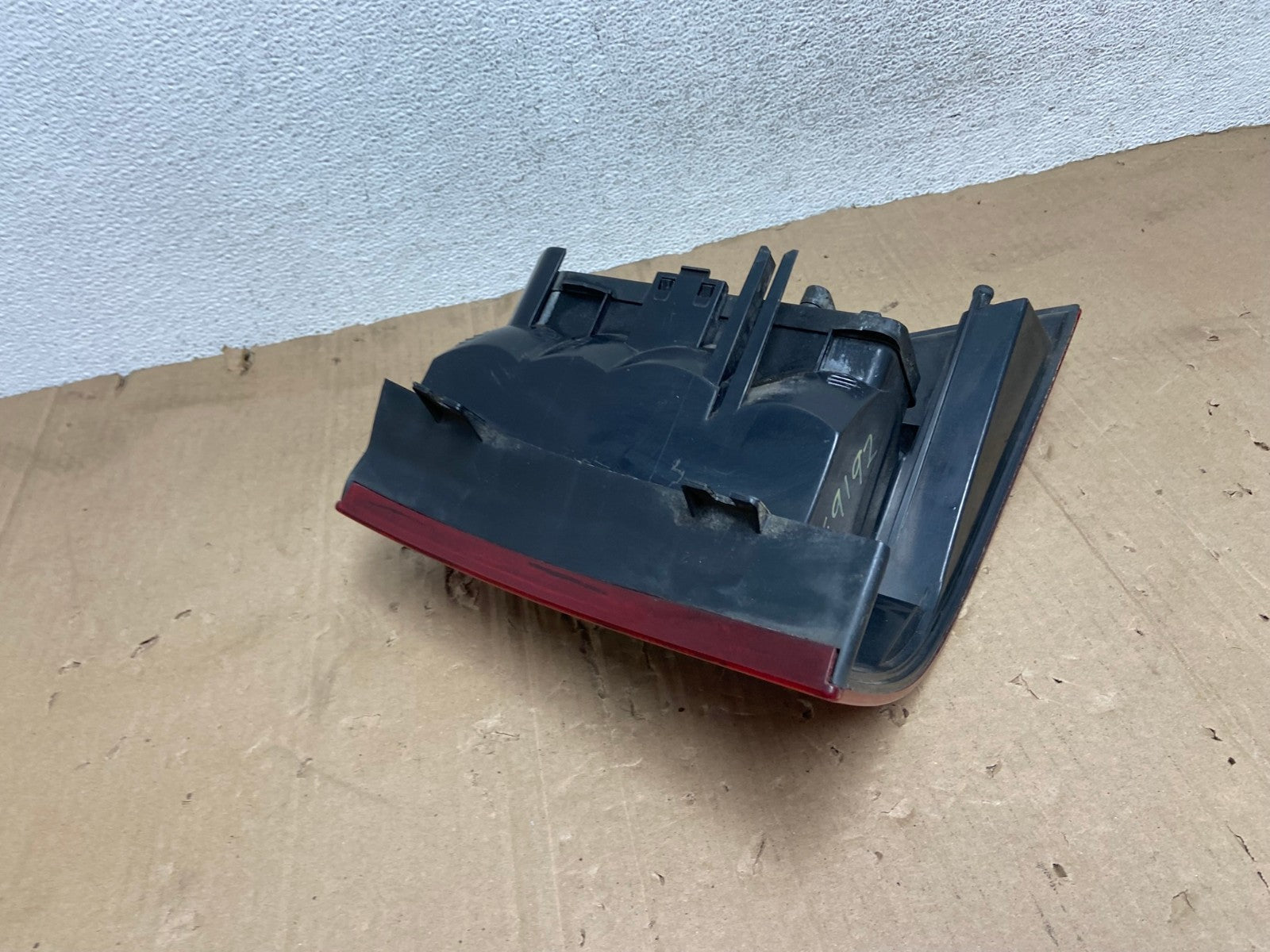 1998 1999 2000 2001 Mercedes ML320 ML-Class Left Driver LH Tail Light AE9192 LK4