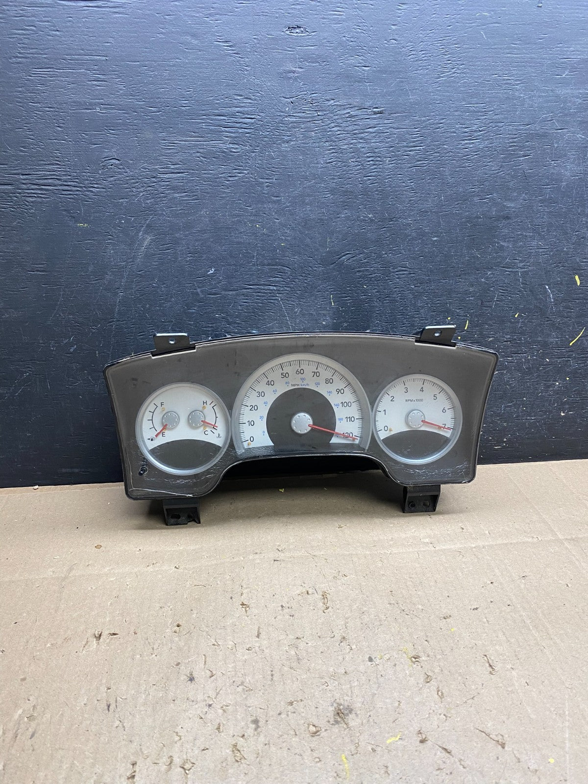2007 2008 Dodge Dakota Speedometer Instrument Cluster Gauges U4858 DG0