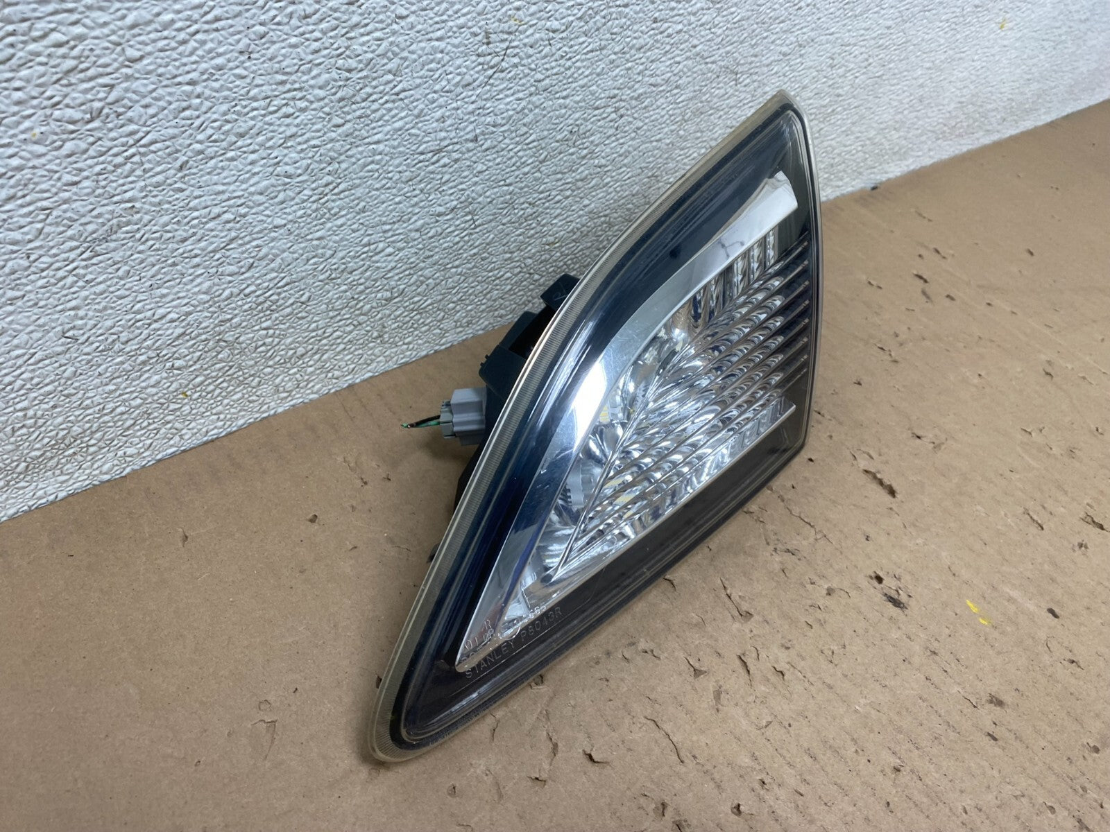 Sedan 2010-2013 Mazda 3 Right Passenger RH Side Inner Tail Light OEM E9487 KC2