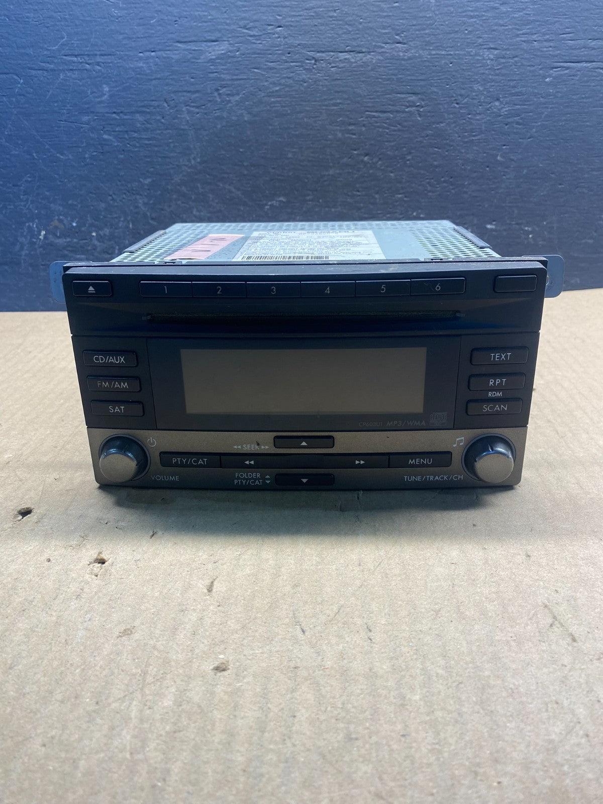 2009 to 2013 Subaru Forester Radio CD Player AUX AM/FM AC8909 DG0