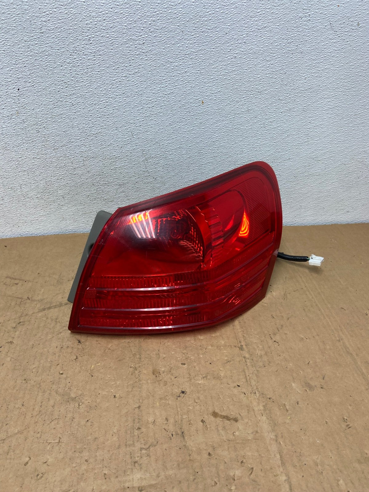 2008 to 2015 Nissan Rogue Right Passenger Rh Side Tail Light AD1218 LK0