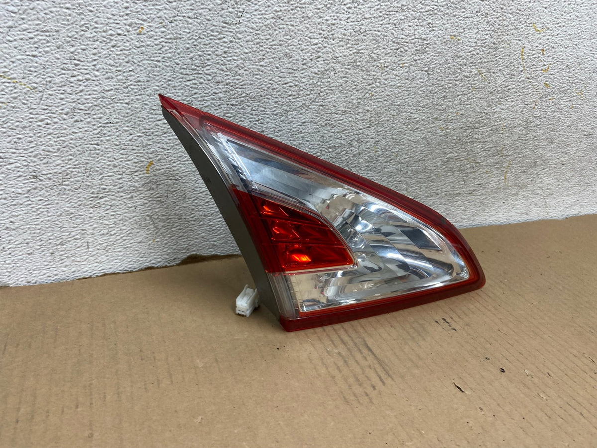 2011-2014 Nissan Murano Left Driver Lh Side Inner Tail Light AH3024 LK1