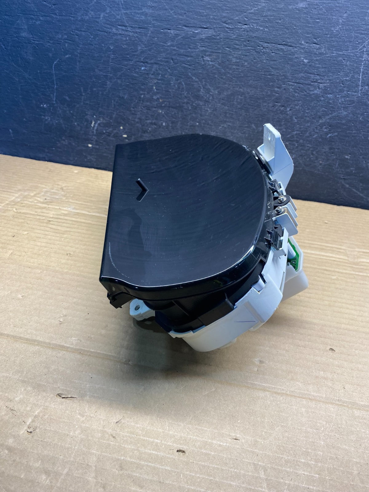 2000 to 2003 Lexus RX300 Speedometer Cluster Gauge AE6203 DG3