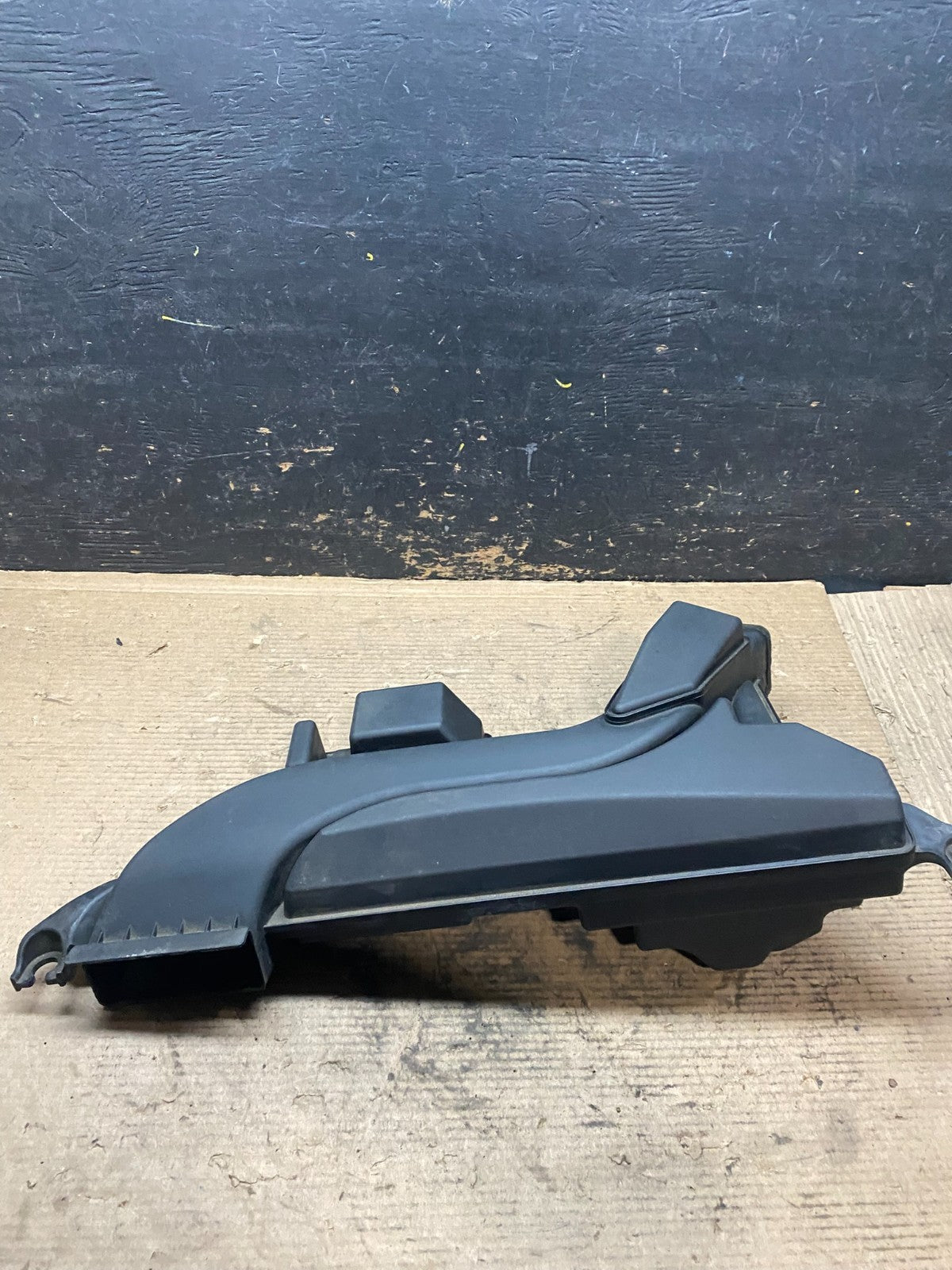 2013 to 2018 Nissan Altima 2.5L Front Air Cleaner Intake Duct Tube V9690 DG1