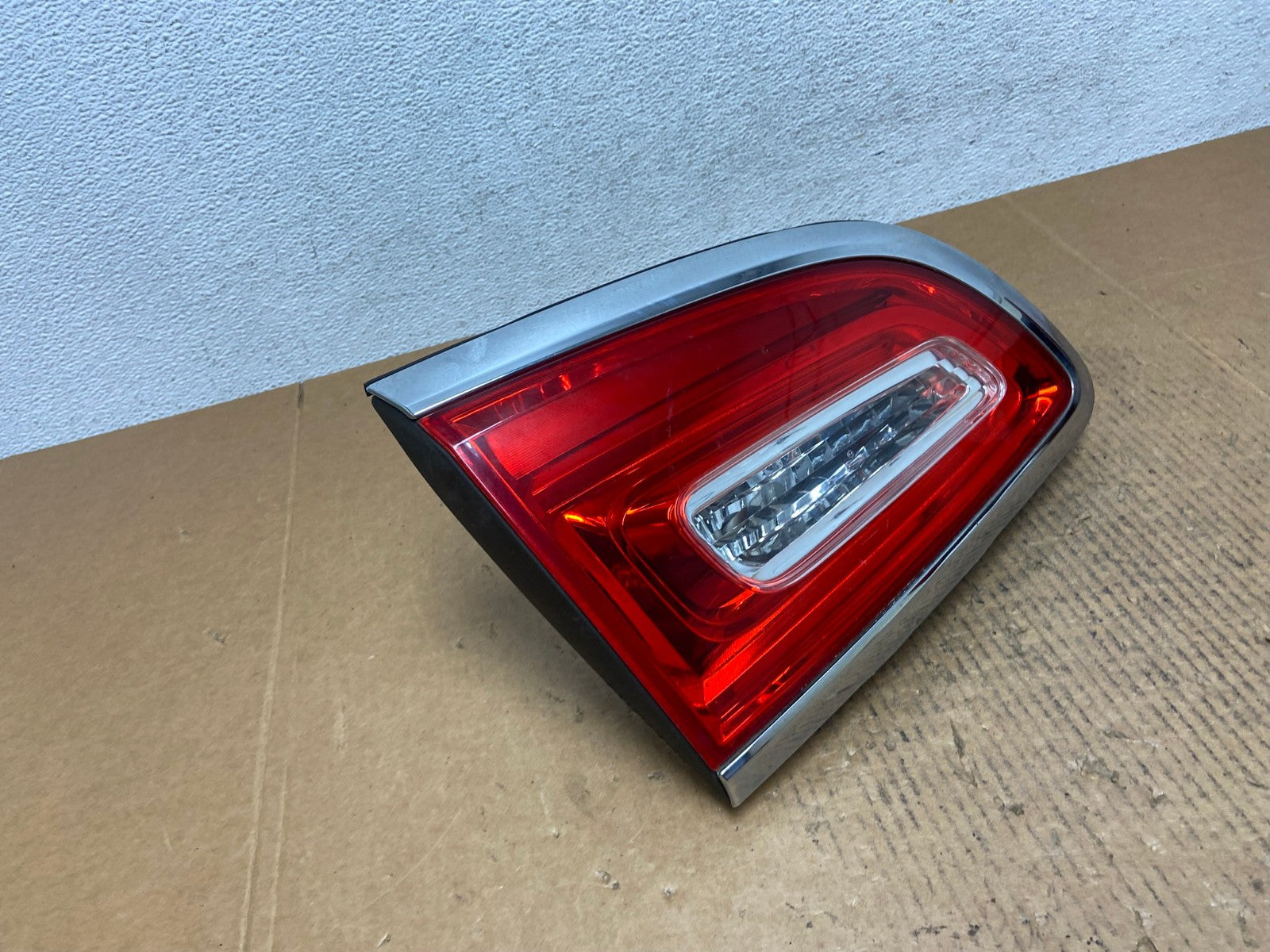 2013 to 2017 Buick Enclave Left Driver LH Inner Outer Tail Light AE1354 LK2