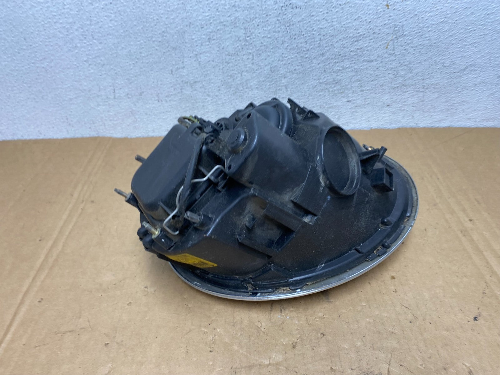 2005 to 2008 Mini Cooper Right Passenger Side Headlight Halogen AD2799 DW7