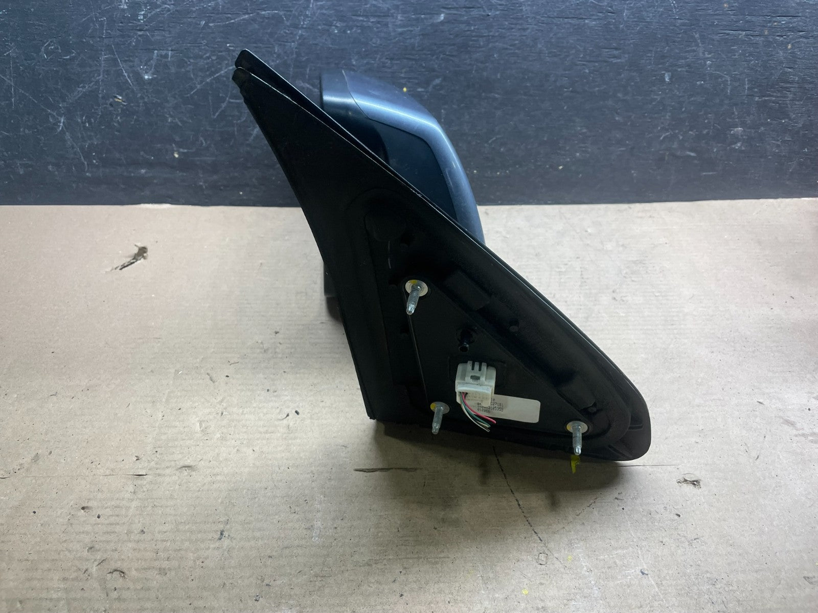 2008-2010 Toyota Sequoia Left Driver Turn Sgn  View Door Mirror OEM P7364 DG4