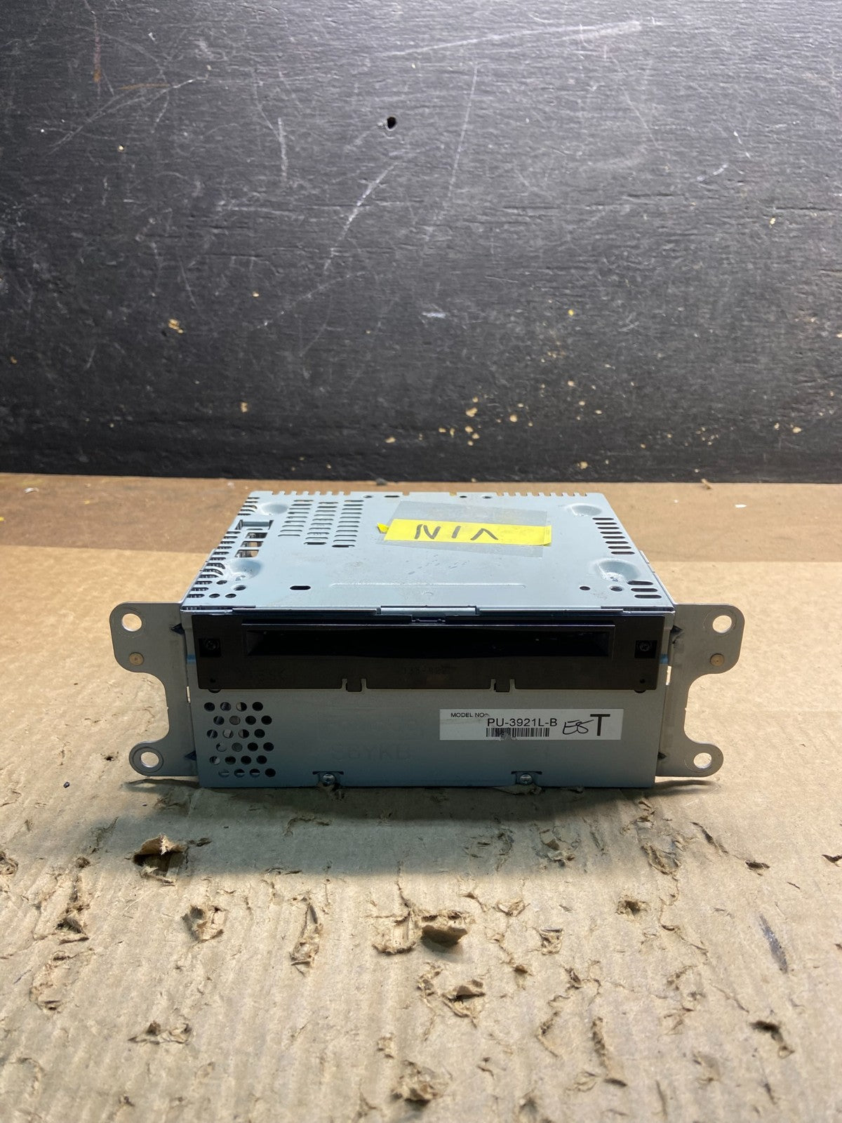 2016 to 2017 Ford Explorer Audio Equipment Radio Receiver AM FM CD Y7534 DG0