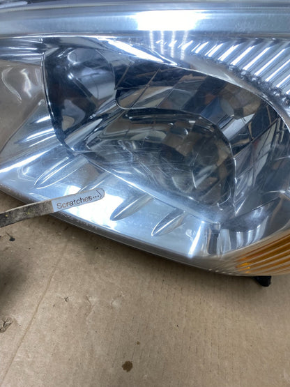 2001 - 2003 Toyota Rav4 Left+Right Side Headlights Halogen TYC AG2308 DW4